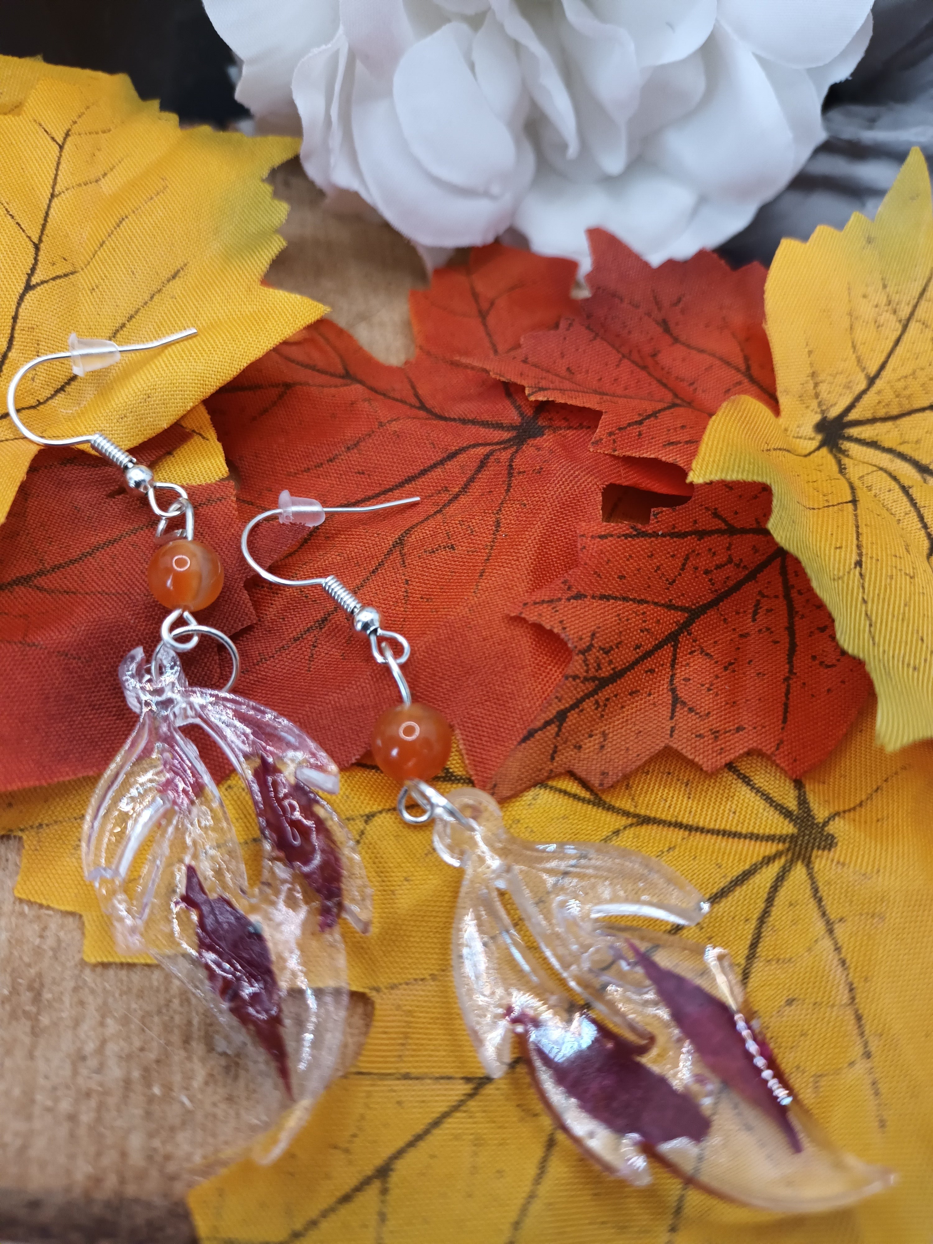 Boucle d oreilles Éveil automnal-cornaline et résine