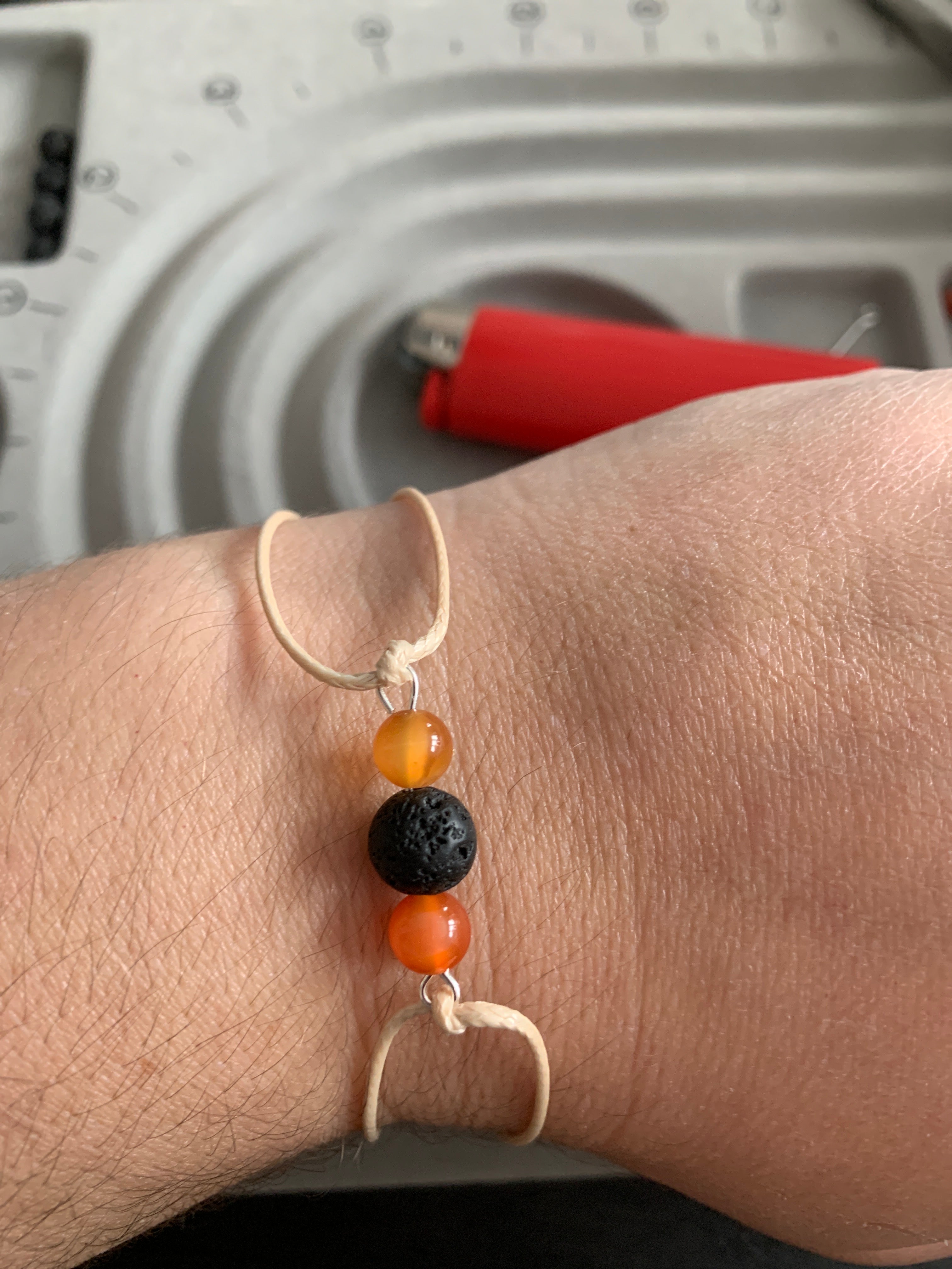 Énergie Solaire – Cornaline & Pierre de lave